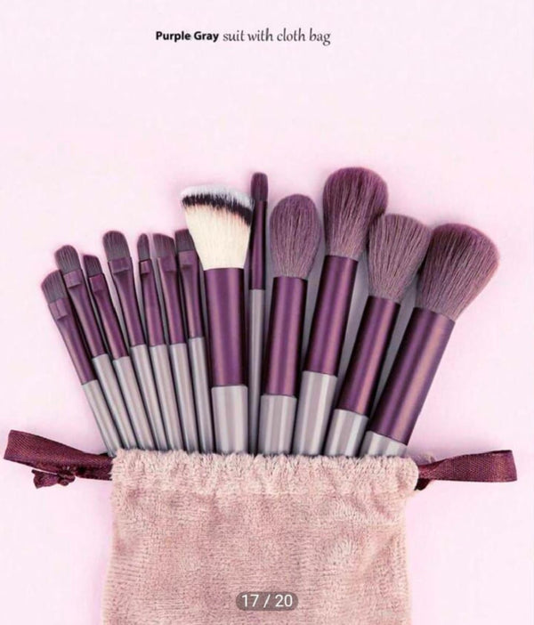 13 Pcs Velvet Pouch Makeup Brush Set – Premium Soft Cosmetic Brushes with Velvet Bag