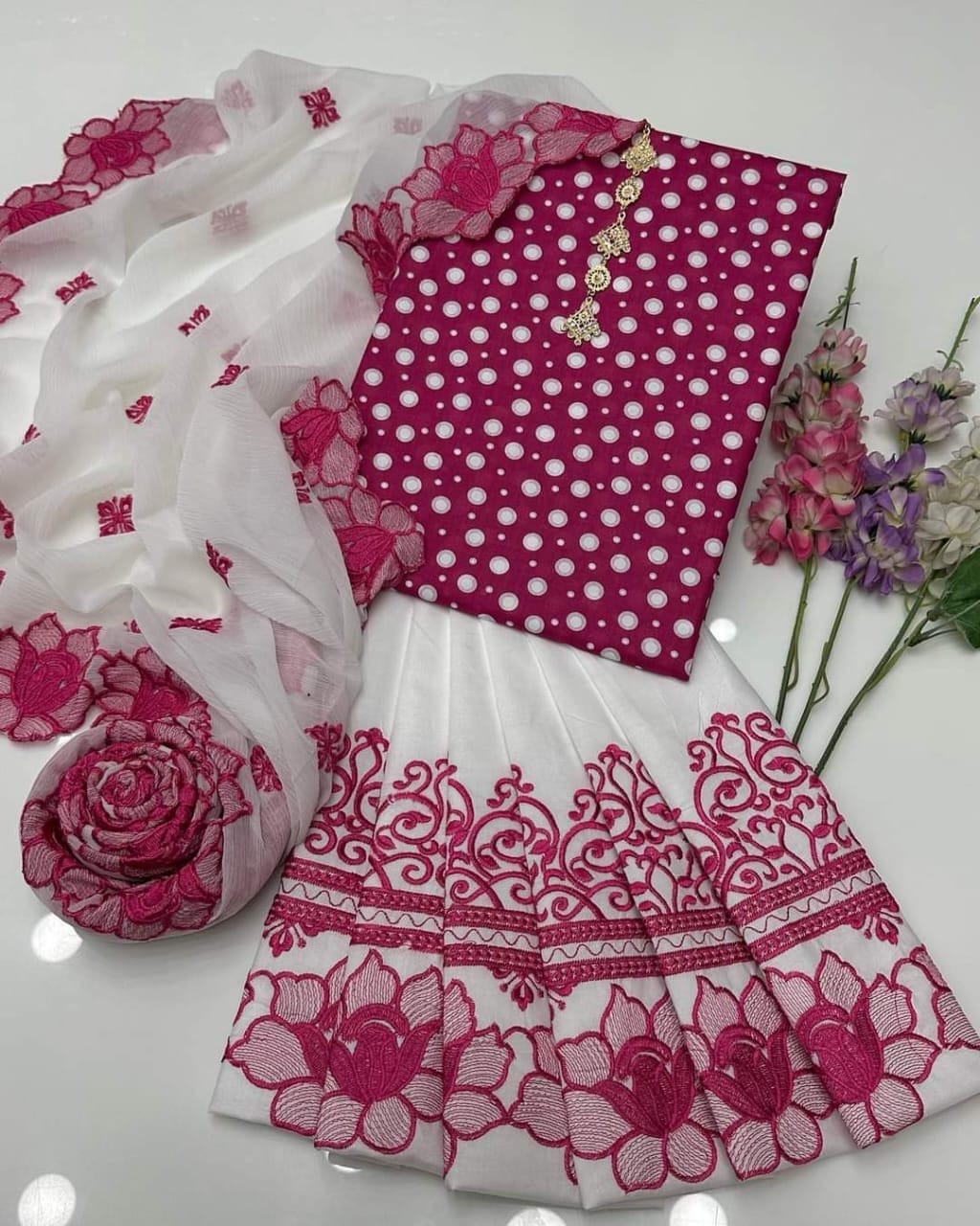 Elegant Polka Dot Cotton Lawn 3pc Suit with Cut-Work Embroidered Chiffon Dupatta