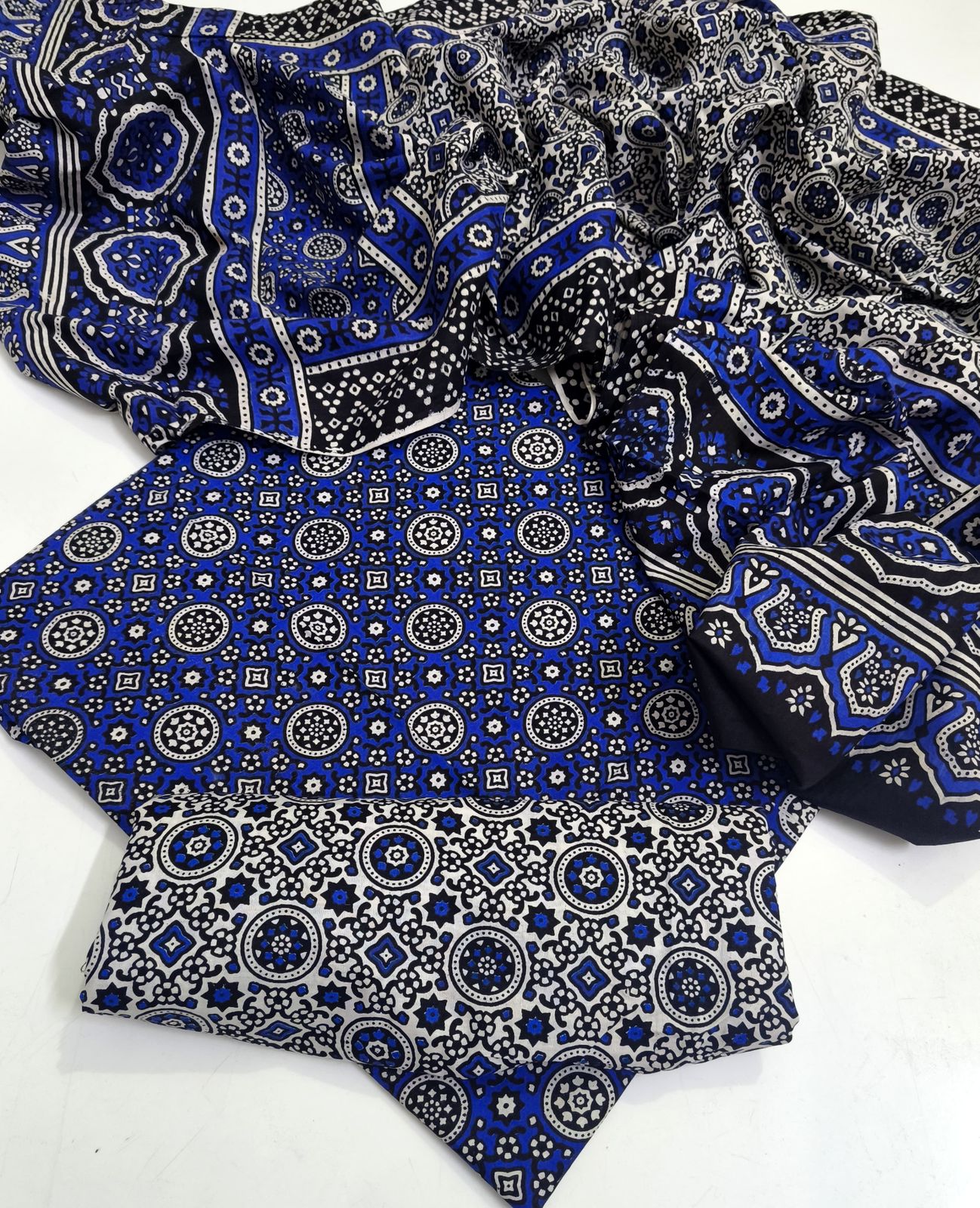 Traditional Allover Print Blue Ajrak Cotton 3-Piece Unstitched Suit | Cultural Sindhi Print Dress