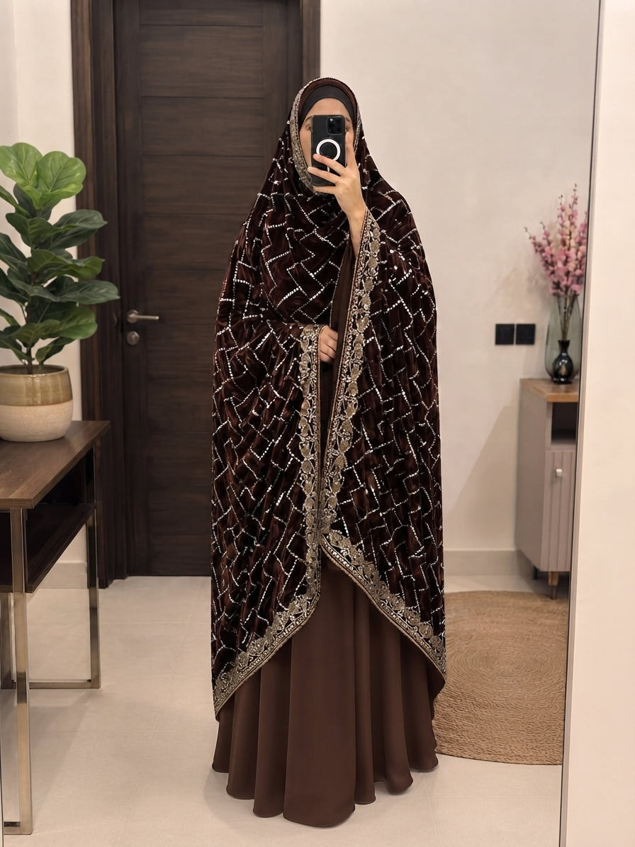 Luxurious Velvet Chaddar with Sequence Work – Elegant Winter Shawl | 2.5 Yards ✨🧣