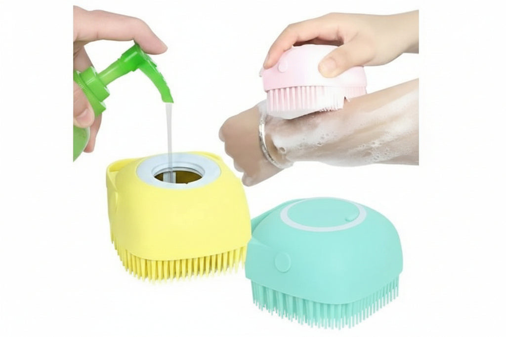 Cleaning tool with a green spray head, pink brush, and yellow and blue bases on a white background with 'Jbi' branding.