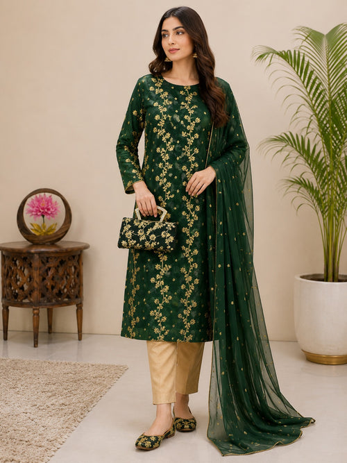 5-Piece Embroidered Crinkle Chiffon Suit with Matching Khussa & Clutch