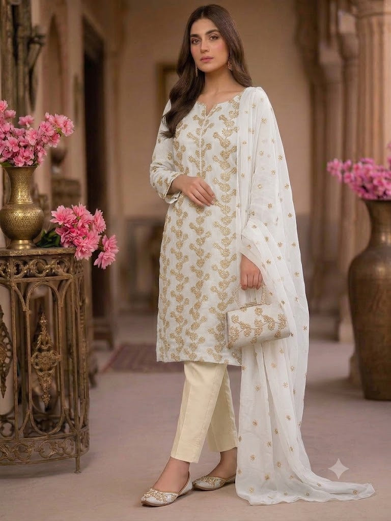 5-Piece Embroidered Chiffon Suit in Off White with Matching Khussa & Clutch – Grand Bazar
