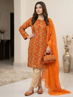 5-Piece Premium Embroidered Festive Suit with Matching Khussa & Clutch – Grand Bazar