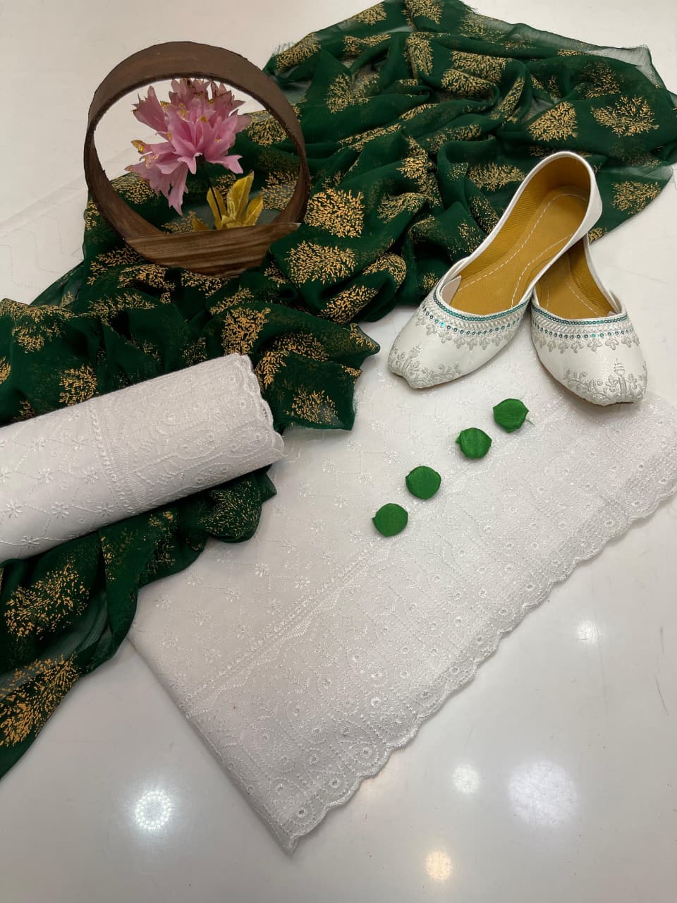 Independence Day Special – Free Khusa & Buttons | Cotton Chicken Kaari Embroidered 3-Piece Dress Set – Grand Bazar