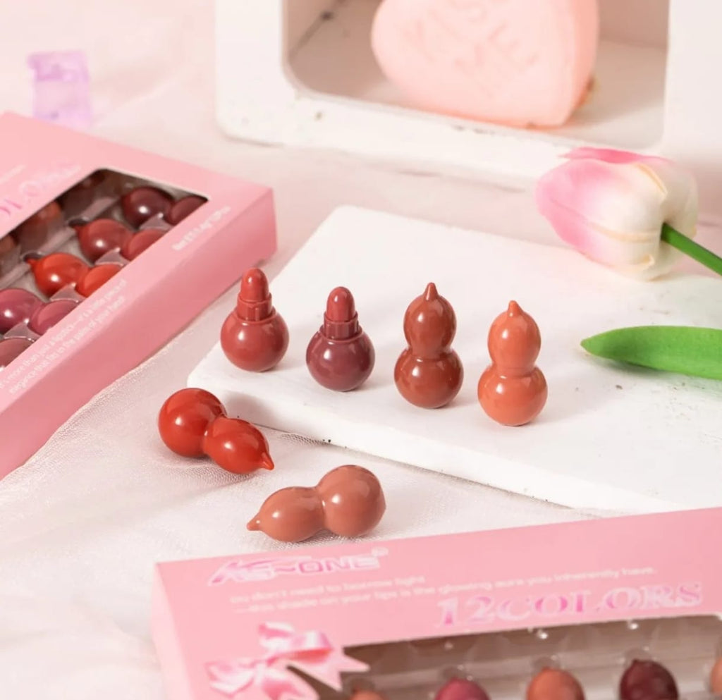 12 Pcs Mini Gourd Lipstick Set - Matte & Long-Lasting Waterproof Lipsticks (Pack of 12)