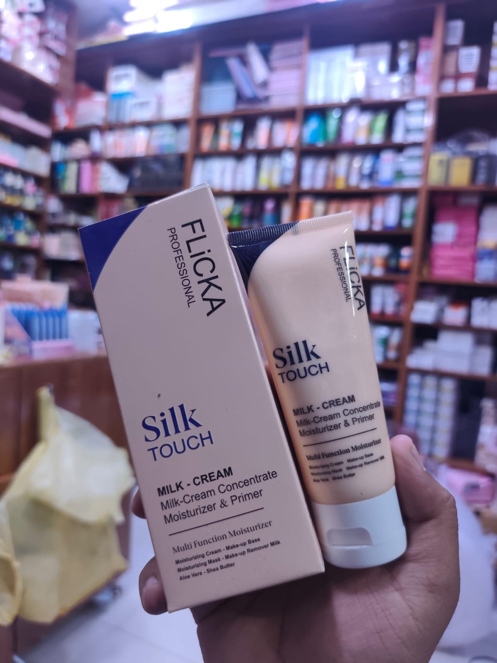 Flicka Silk Touch Milk Cream 3-in-1 Moisturizer & Primer (Original 💯)