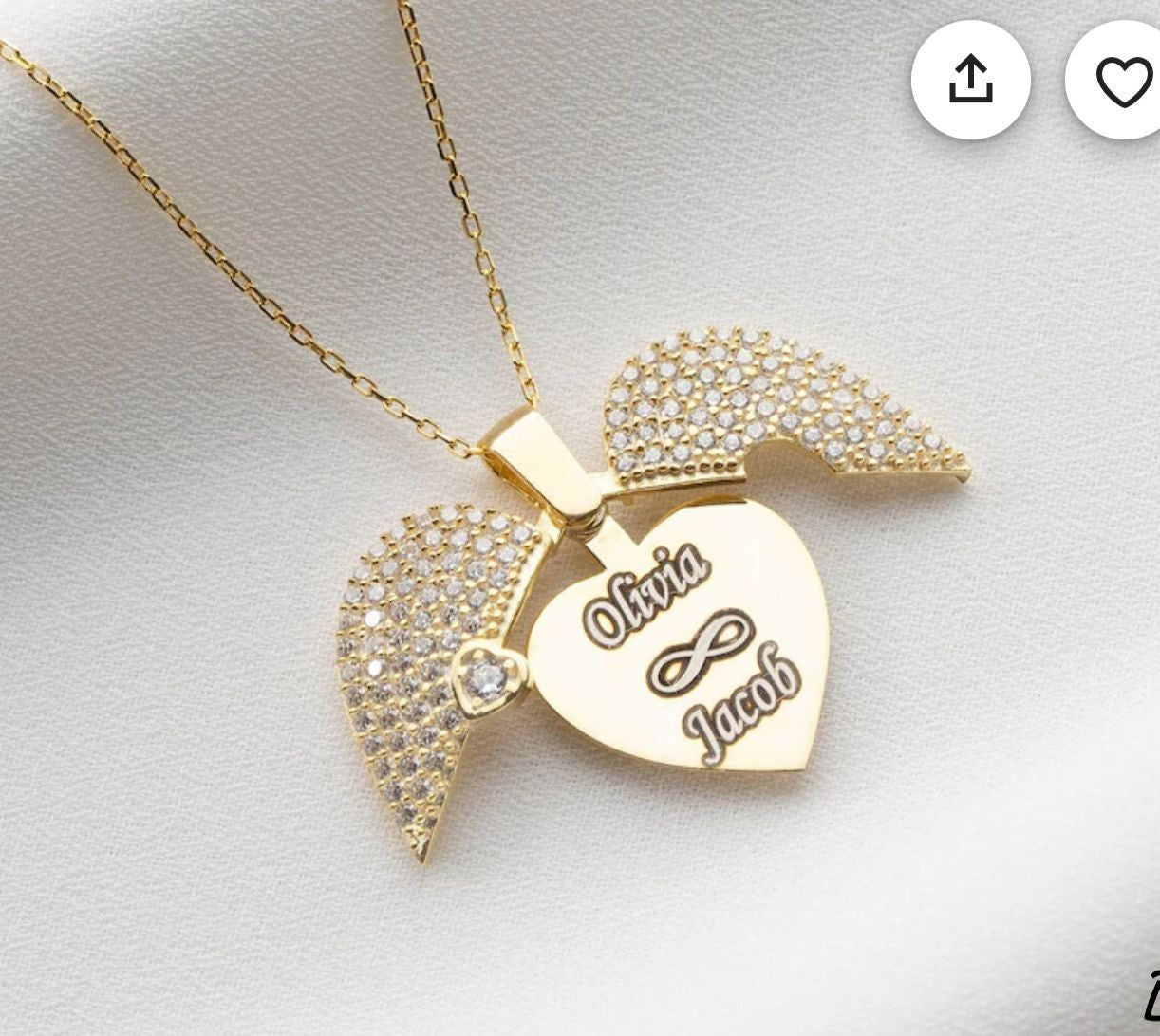 Fancy Delicate Design Locket Set for Her