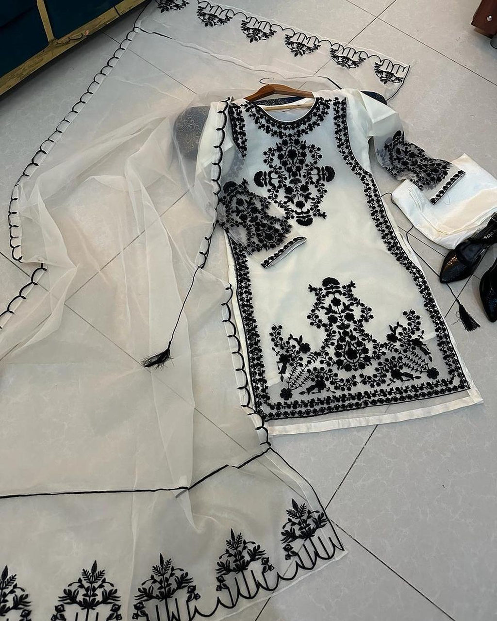 Ready to Wear Front Heavy Embroidered Organza 3-Piece Suit with Frill Dupatta