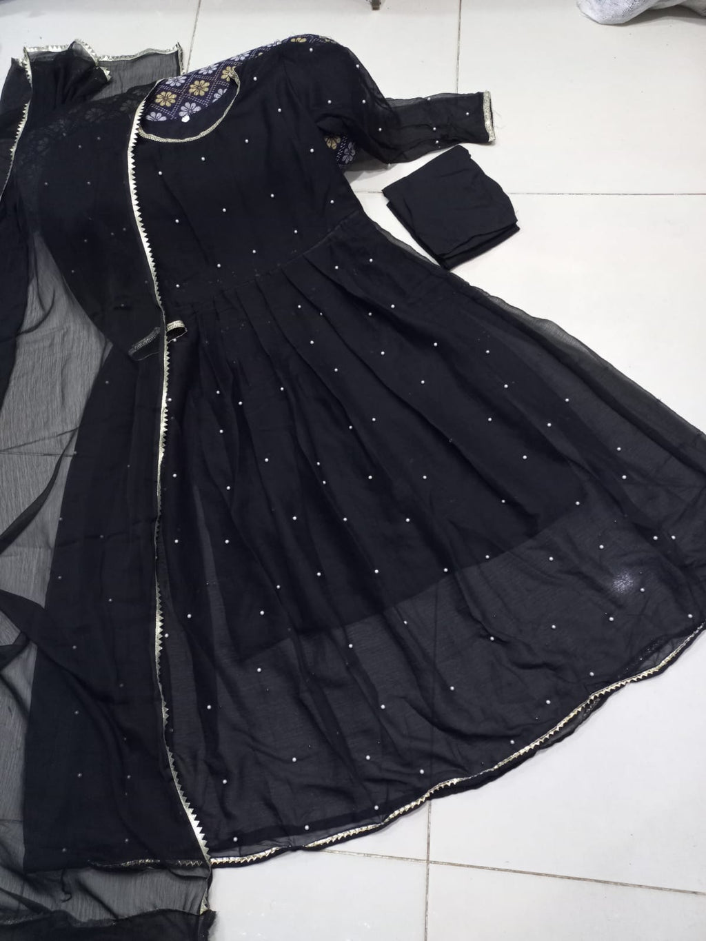 Ready to Wear Elegant Pearls & Lace Work Chiffon Long Flare Maxi Set (3-Piece) – 120" Ghair