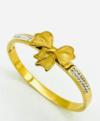 Fancy Butterfly Design Stainless Steel Zircon Stones Hand Cuff for Her