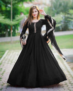 Ready to Wear Embroidered Pearl-Detailed Chiffon Long Maxi 3-Piece Set