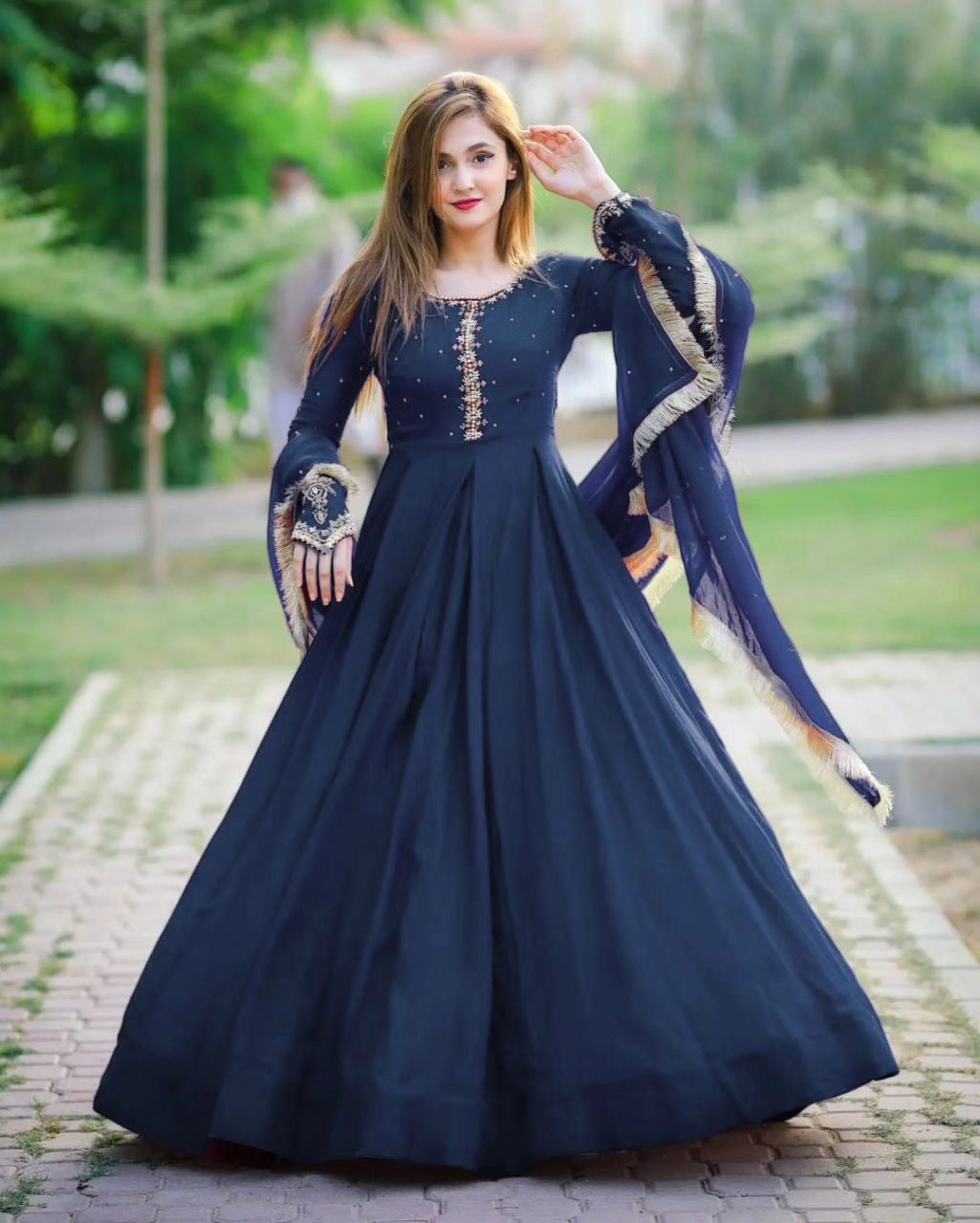 Ready to Wear Embroidered Pearl-Detailed Chiffon Long Maxi 3-Piece Set