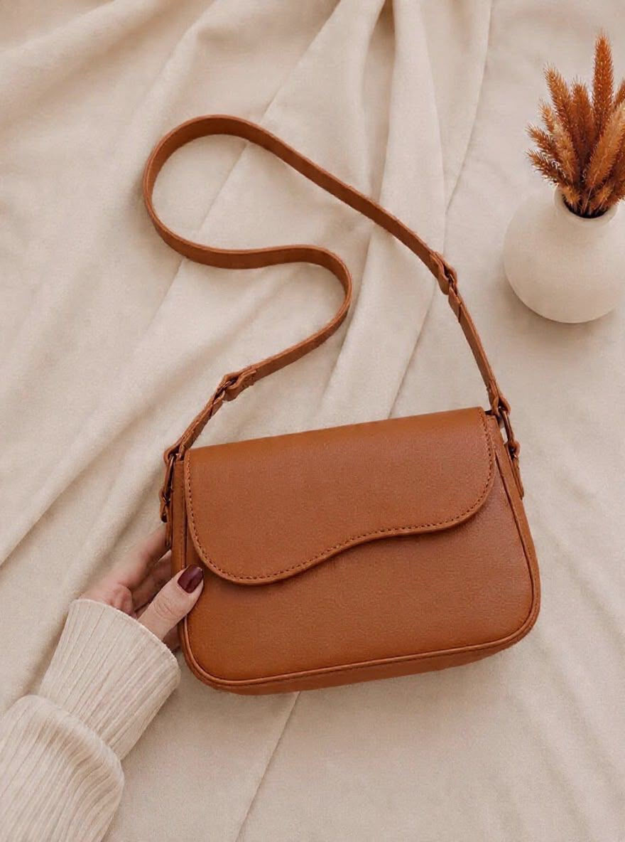 Cute & Stylish High-Capacity Handbag with Side Details