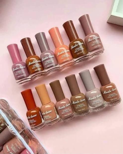 Mode Love 12-Piece Permanent Nail Polish Set