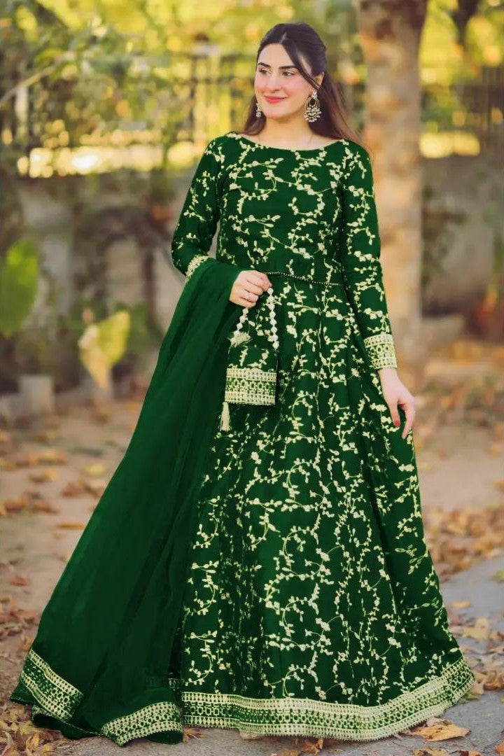 Ready to Wear 4 Piece Embroidered Top with Long Flare Skirt, Dupatta & Potli
