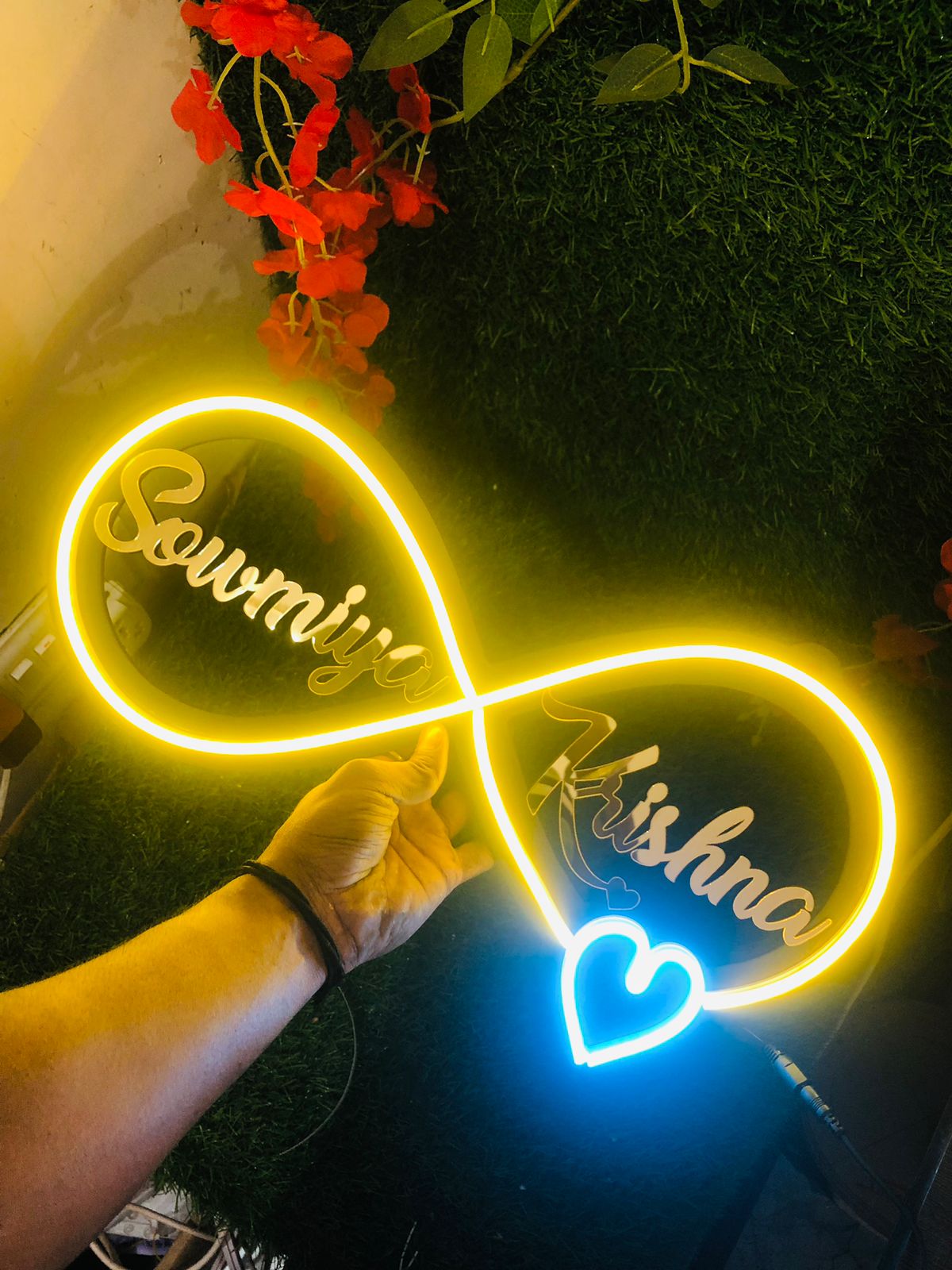 Customized Couple Name LED Neon Light Sign with Box & Adapter – 18x8 Inches