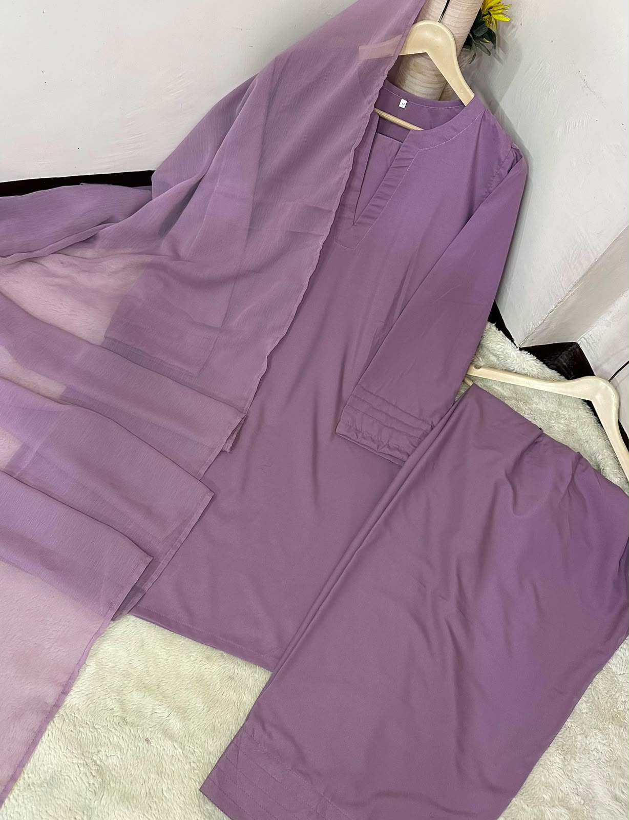 Ready to Wear Trending 3-Piece Plain Georgette Farshi Shalwar Suit with Chiffon Dupatta