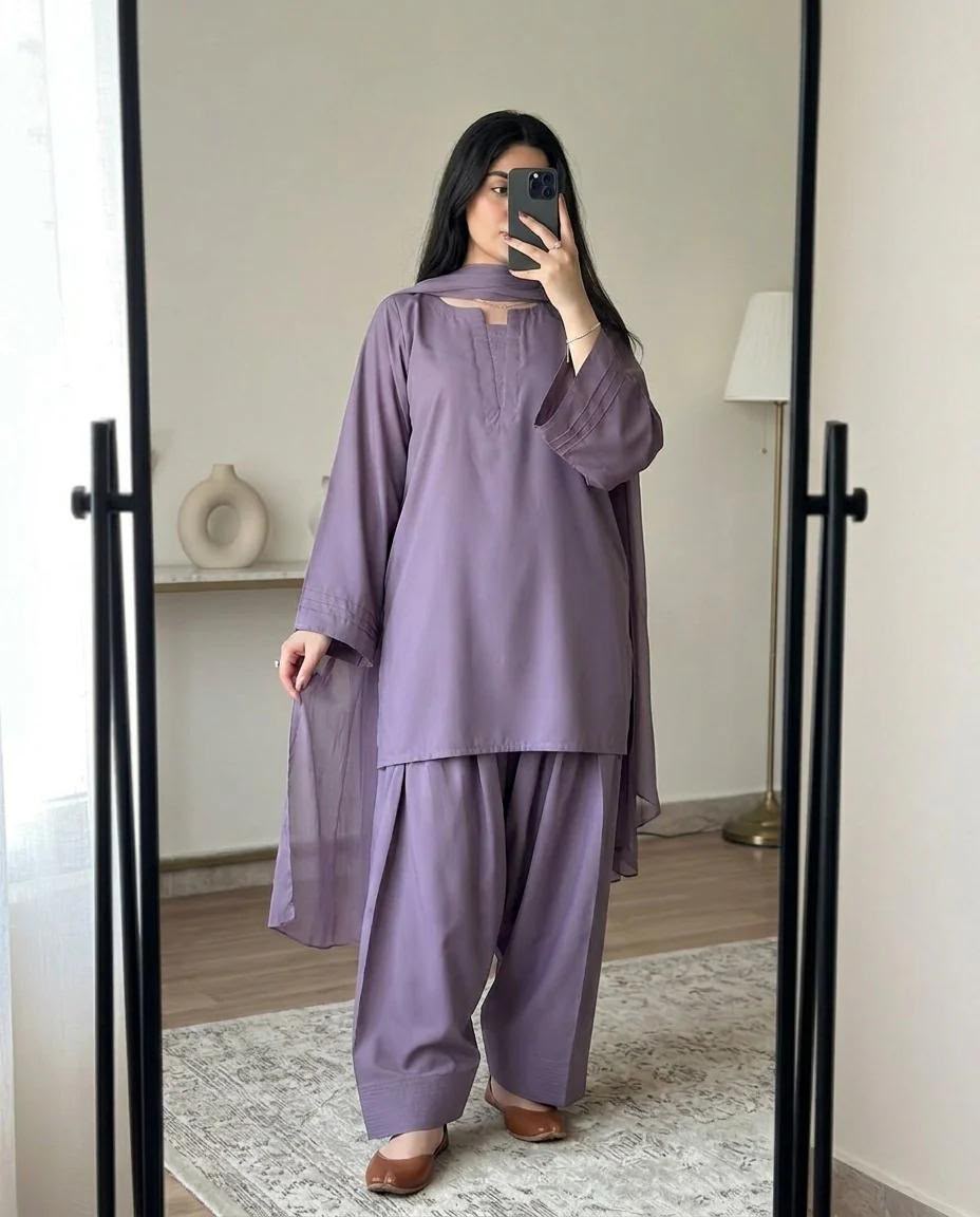 Ready to Wear Trending 3-Piece Plain Georgette Farshi Shalwar Suit with Chiffon Dupatta