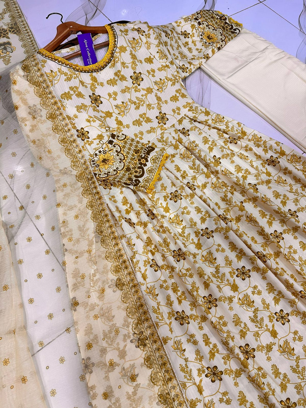 Ready to Wear Trending Digital Printed 3-Piece Maxi, Flapper & Dupatta Set