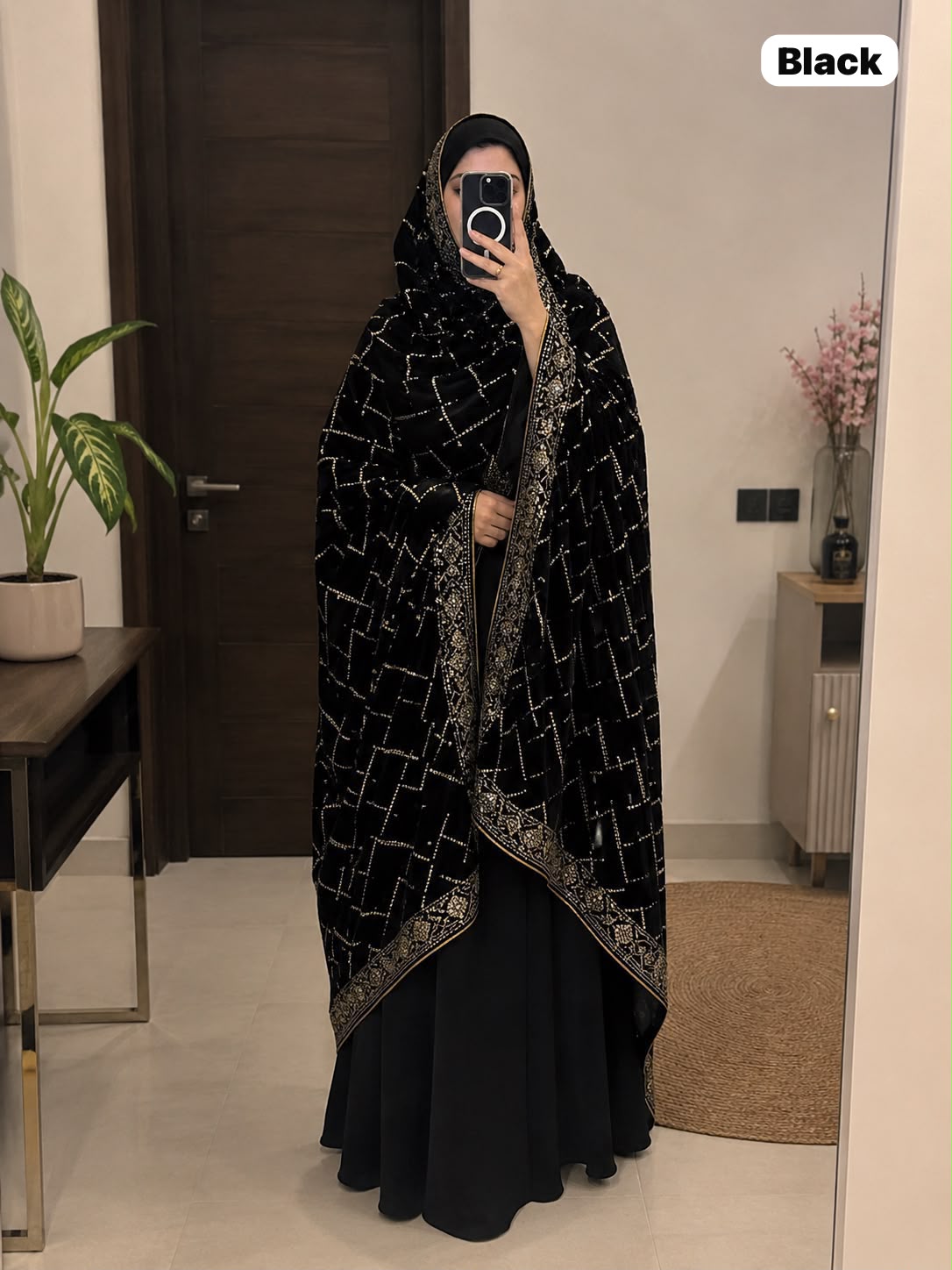 Luxurious Velvet Chaddar with Sequence Work – Elegant Winter Shawl | 2.5 Yards ✨🧣