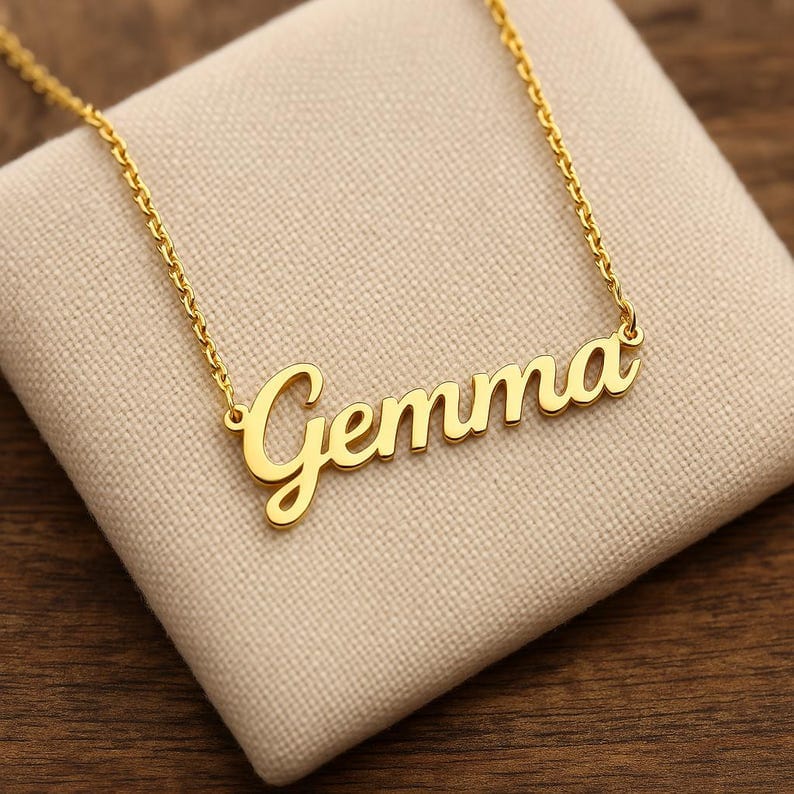 Customized Name Necklace for Her – Premium Personalized Gift