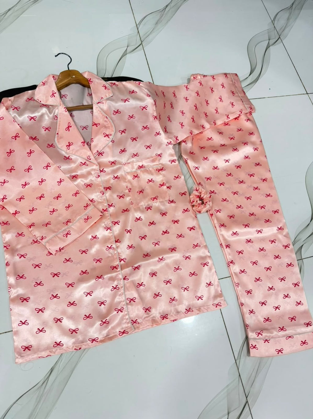 3-Piece China Silk Nightwear Suit – Bow Print & Piping with Hair Scrunch