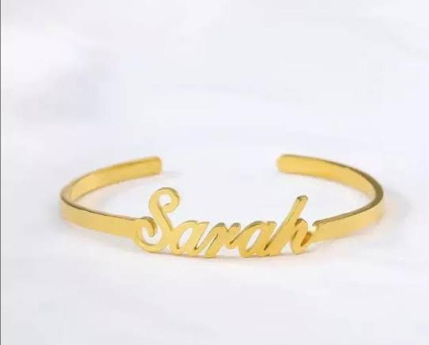Customized Name Bangle – Premium Personalized Bracelet with Gift Box