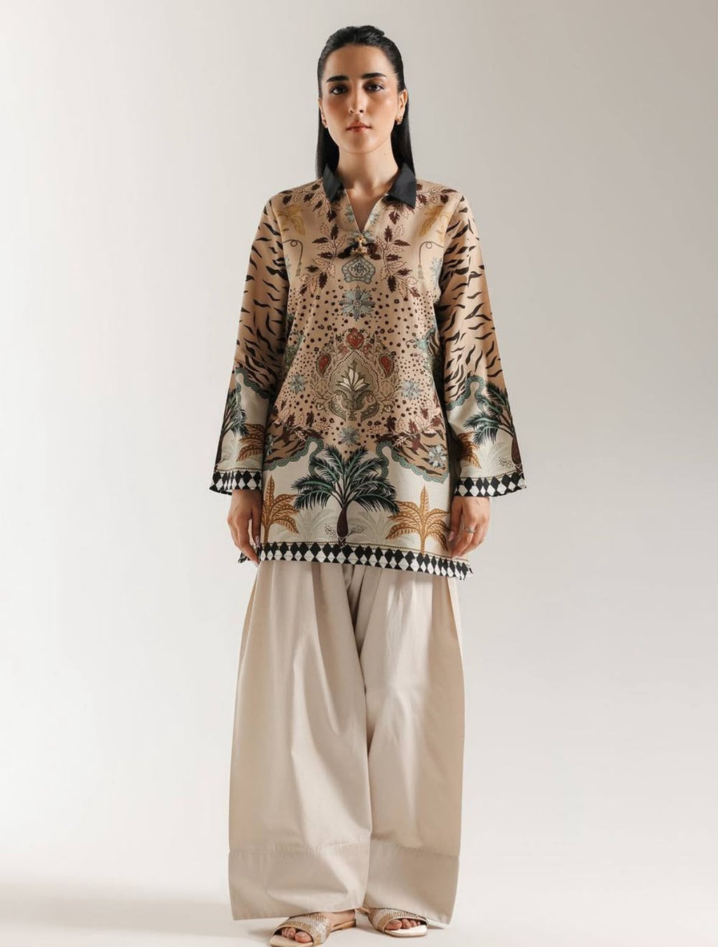 Ready to Wear 2-Piece High Quality Digital Ethnic Print Doria Lawn Suit – Free Size