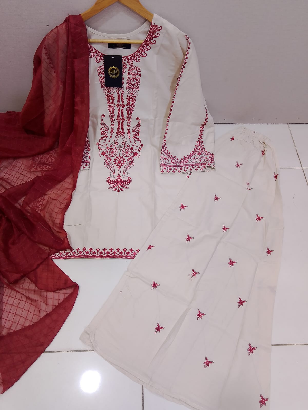 Ready to Wear Premium Embroidered Cotton Breeze Suit with Lacha Flapper