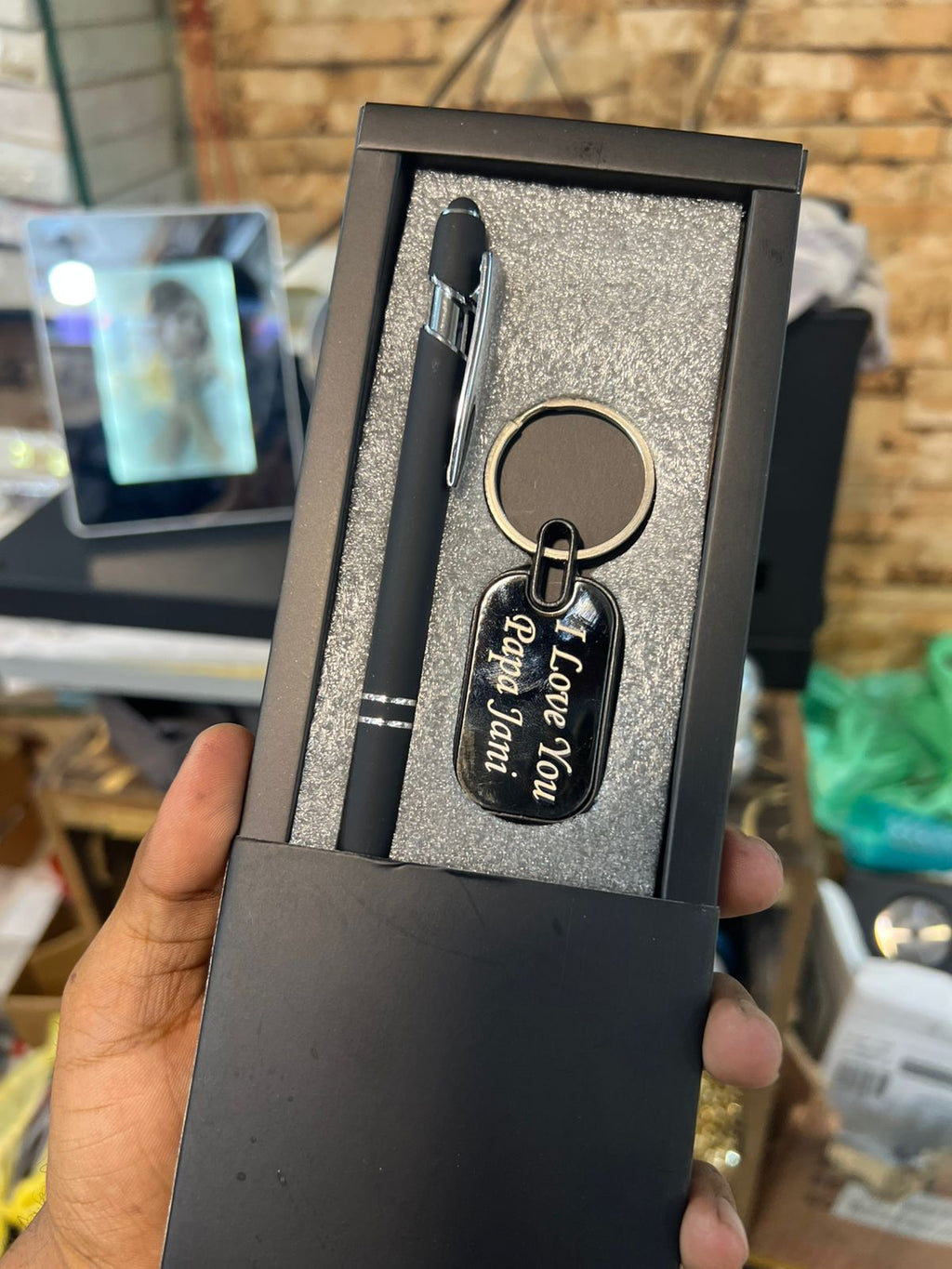 Customise Engraved Pen & Keychain Gift Set