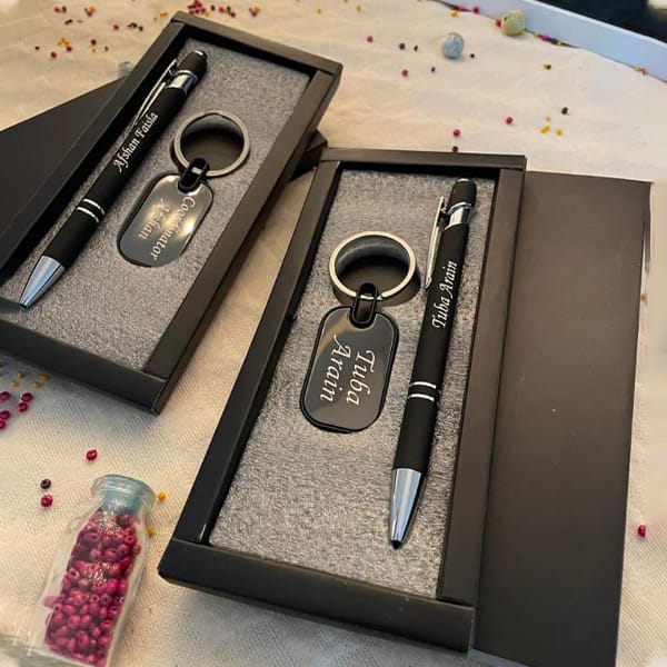 Customise Engraved Pen & Keychain Gift Set