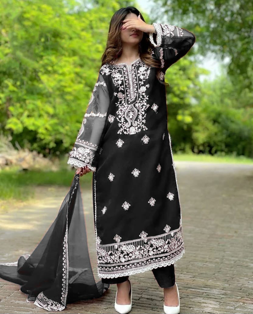 Ready to Wear 3-Piece Embroidered Organza Suit with Crepe Inner & Dupatta