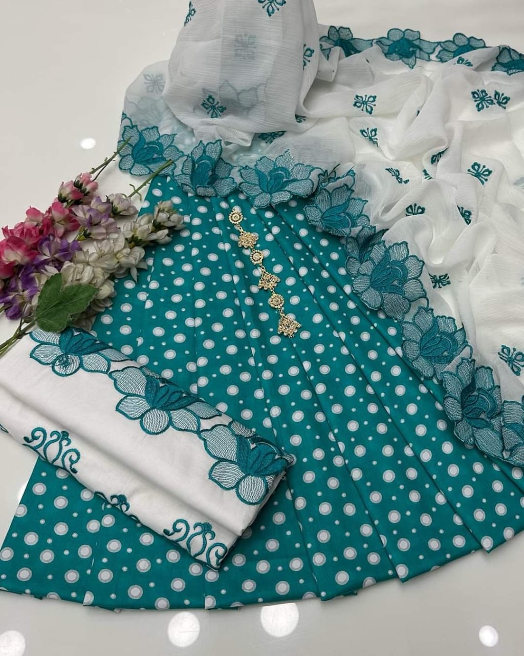 Elegant Polka Dot Cotton Lawn 3pc Suit with Cut-Work Embroidered Chiffon Dupatta