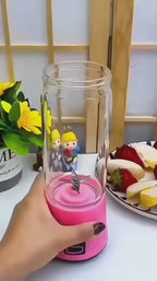 Rechargeable Portable Mini juicer Blender Smoothies, Shakes & Fresh Juices easy to carry