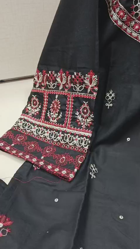 3-Piece Embroidered Soft Cotton Suit – Farshee Salwar & Digital Munar Dupatta