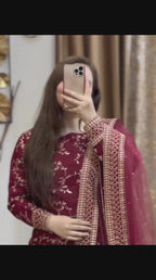 Ready to Wear 4 Piece Embroidered Top with Long Flare Skirt, Dupatta & Potli